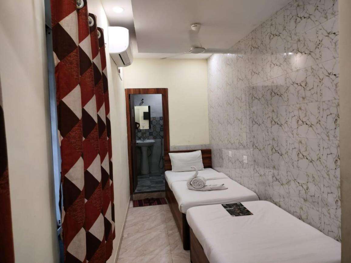 Hotel Holiday Express Καλκούτα Εξωτερικό φωτογραφία
