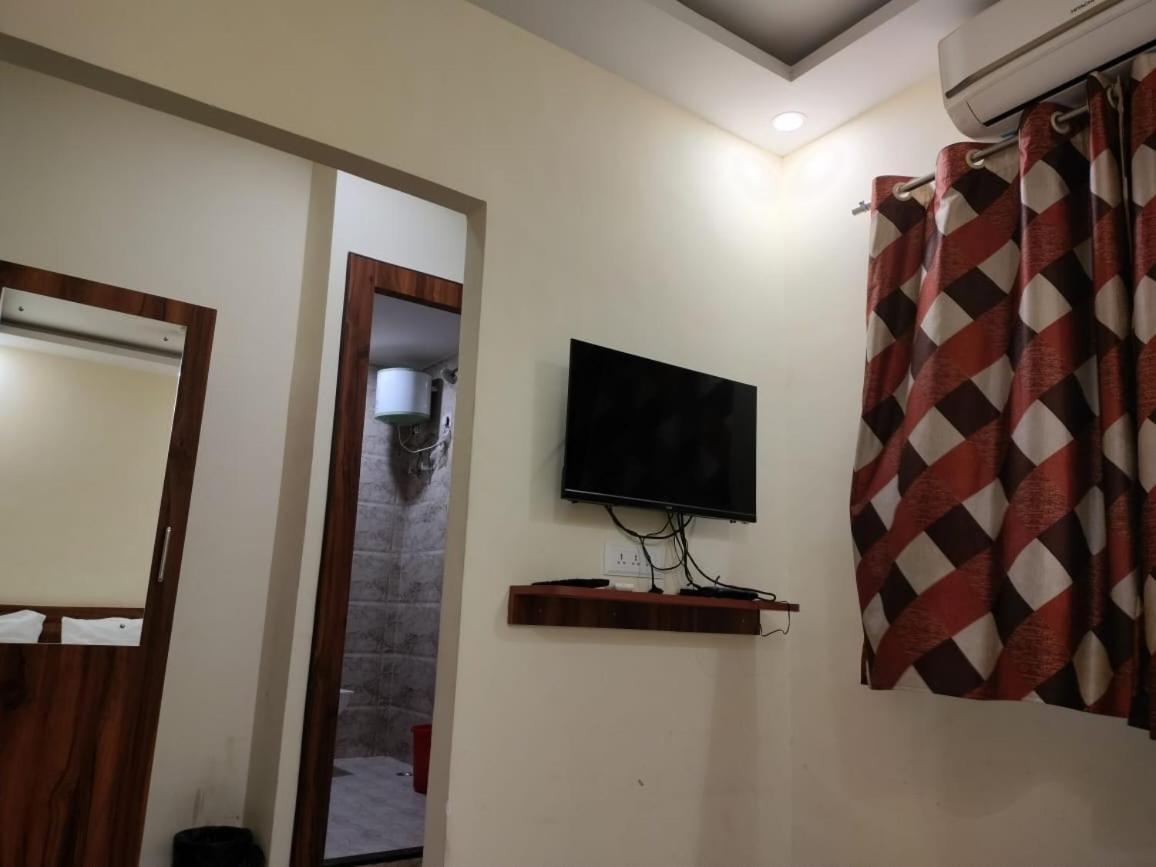 Hotel Holiday Express Καλκούτα Εξωτερικό φωτογραφία