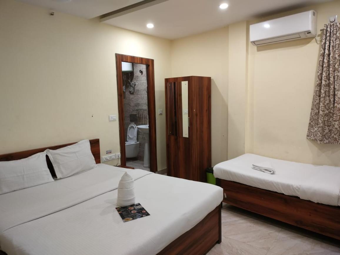 Hotel Holiday Express Καλκούτα Εξωτερικό φωτογραφία