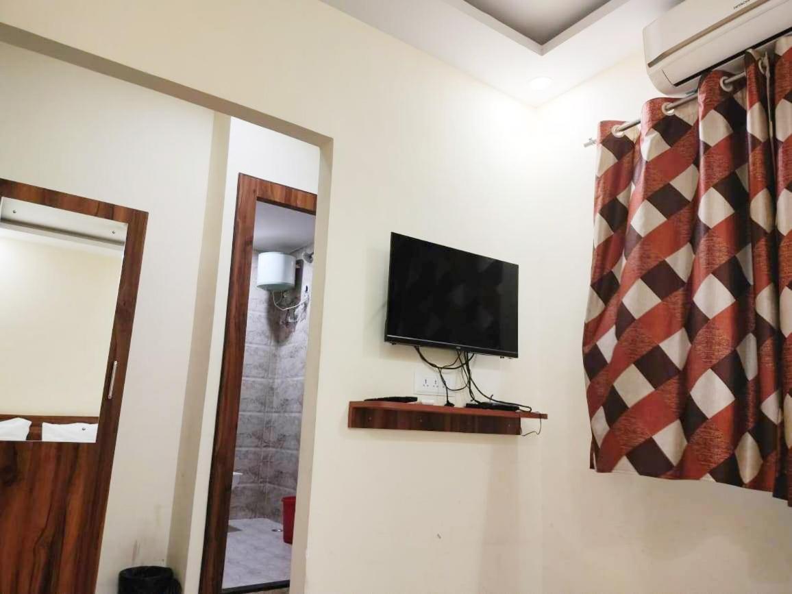 Hotel Holiday Express Καλκούτα Εξωτερικό φωτογραφία